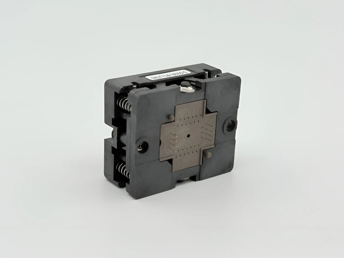 Image of 08LT13A18060 IC socket