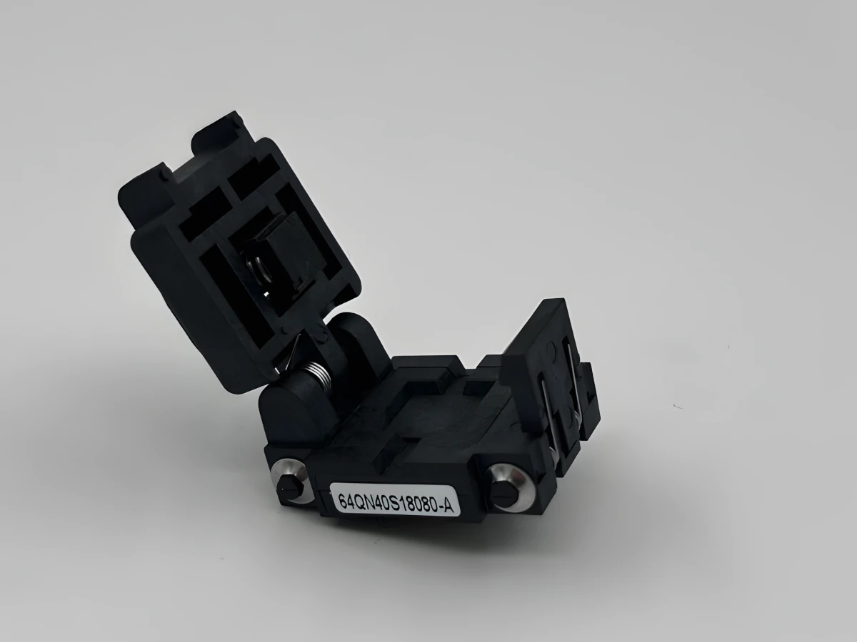 Image of 64QN40S18080 IC socket