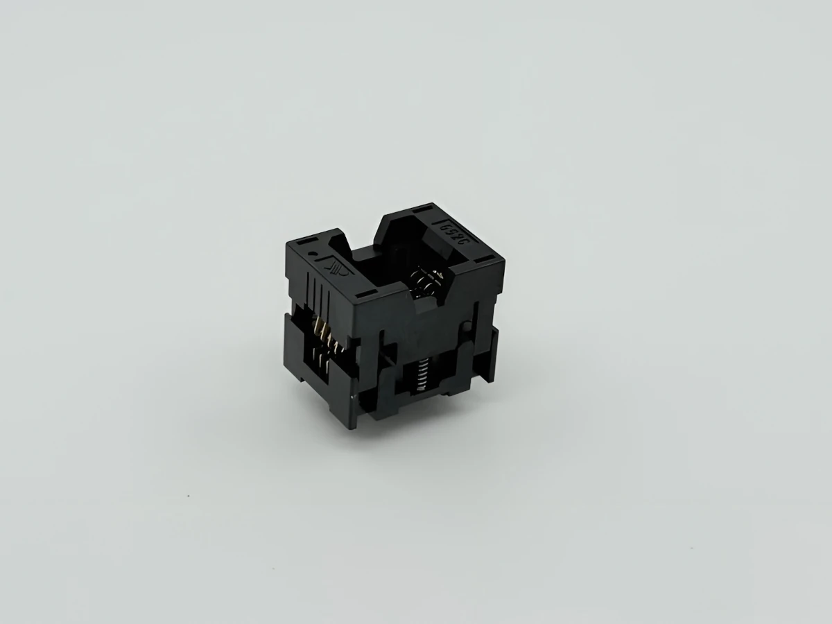 Image of 652C0082211W003 IC socket