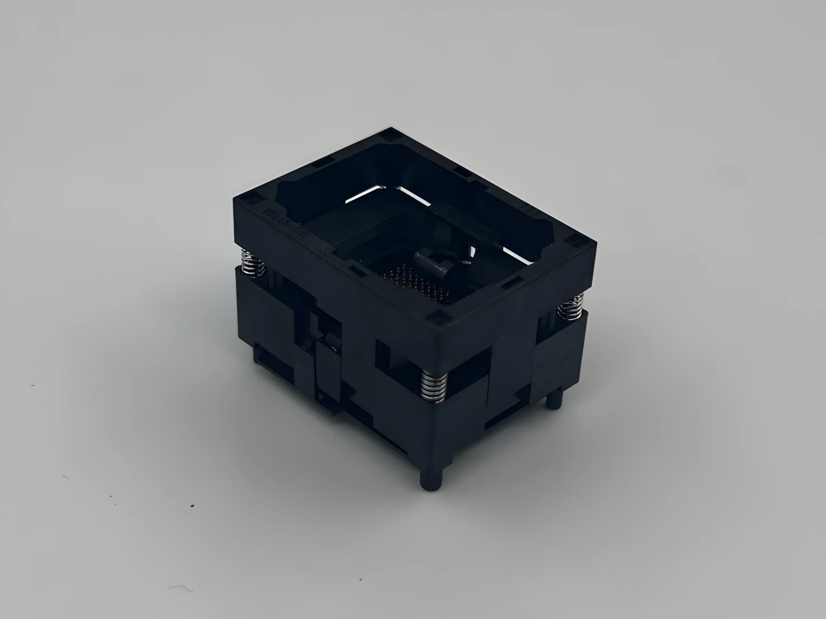 Image of 777E1048H205 IC socket