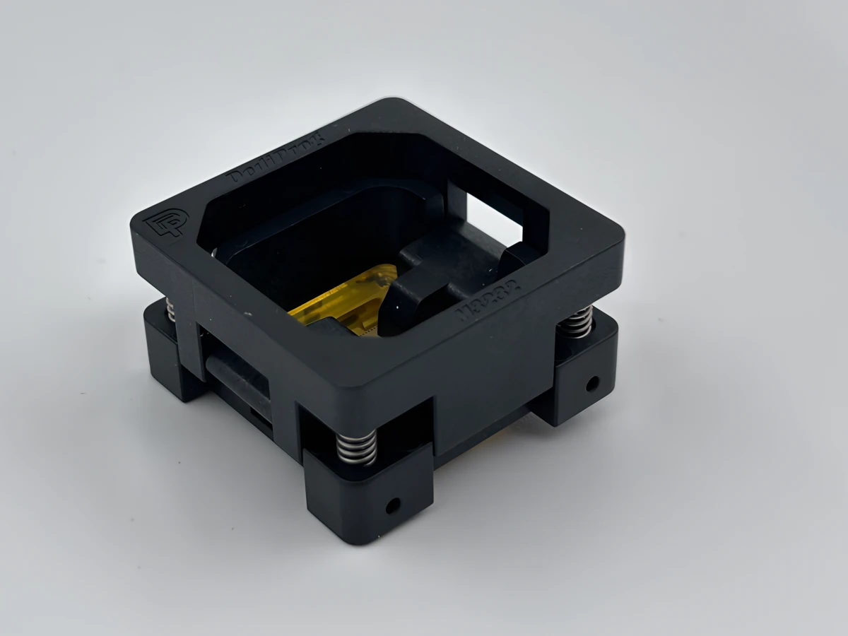 Image of M3232-N0707N-068035-IC03 IC socket