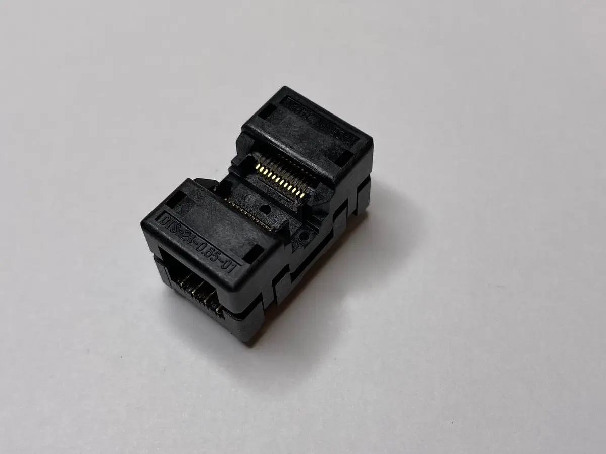 Image of OTS-24-0.65-01 IC socket