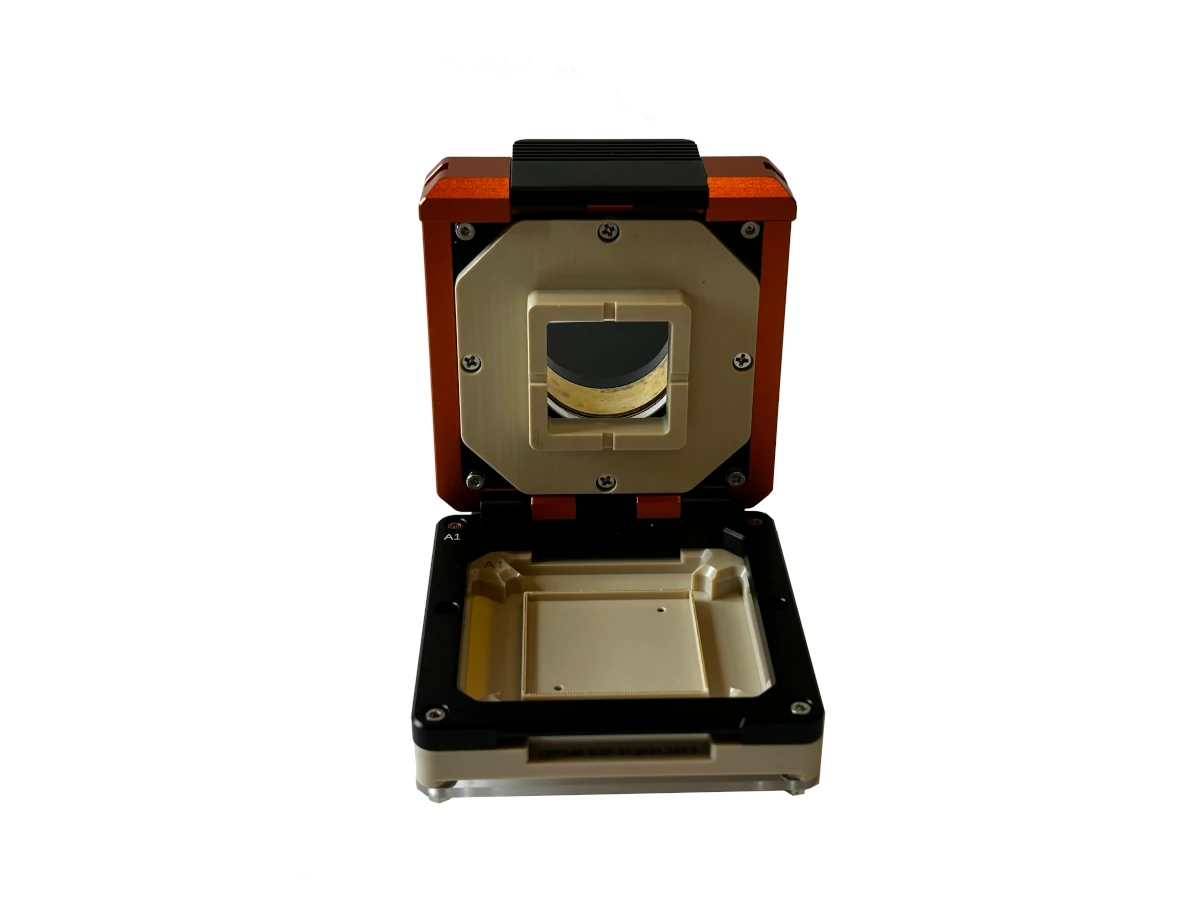 Image of QFP-240-0.5-601-0000066A IC socket
