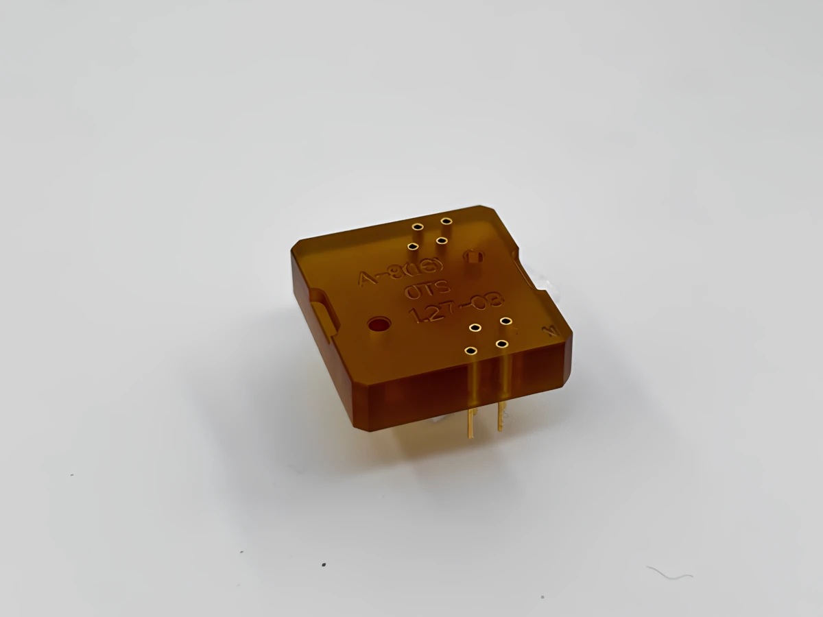 Image of R-OTS-8(16)-1.27-03 IC socket